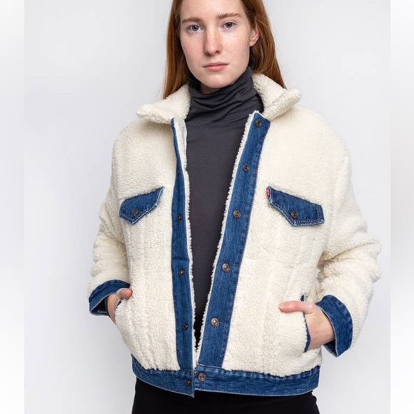 Levi's off white ex boyfriend Sherpa peiced trucker jacket jacket size small - Picture 4 of 14